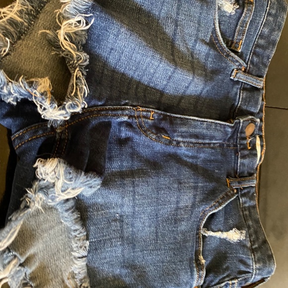 H&M - Picture 4 of 9